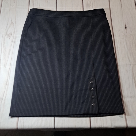 Calvin Klein Pinstripe Career Skirt Button Detail Size 14 - Picture 1 of 10